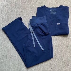 Figs XSP Scrub Set in Navy